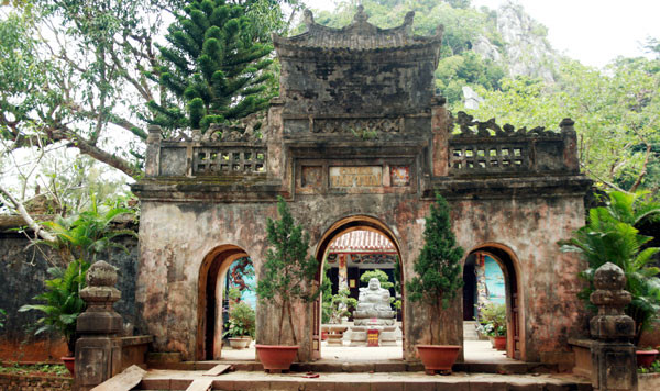 Những ngôi chùa nổi tiếng hàng đầu ở đà nẵng
